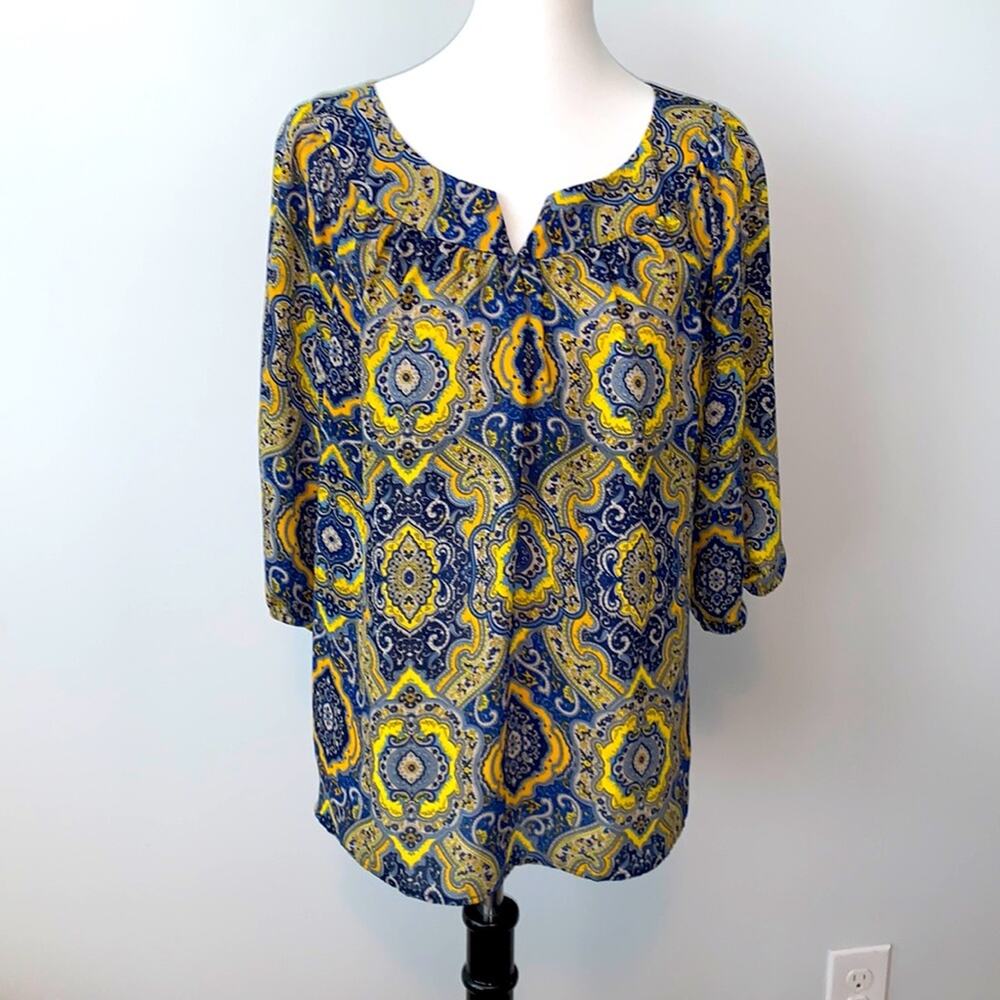 Ann Taylor Paisley Blue and Gold Blouse Top Sz Medium Petite